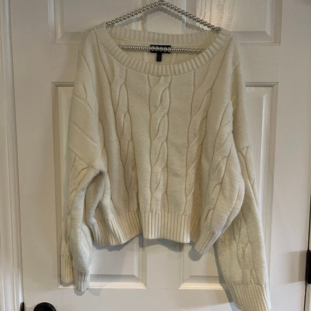 Express Ladies Cream Wide Neck Long Sleeve Oversized Cable Knit Sweater Size M